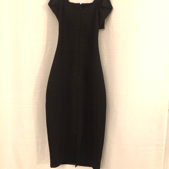 SM Black Fashion Nova with cutout - Picture 5 of 7